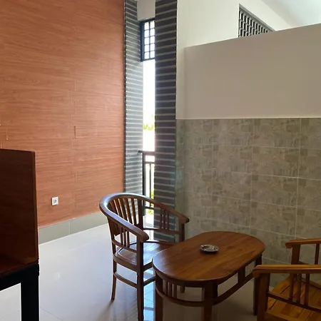 Miyo\'S House